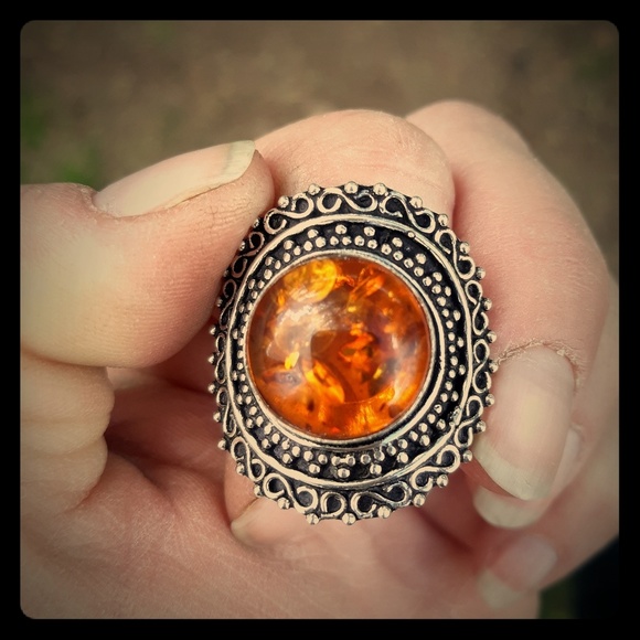New Amber 925 Silver Ring. - Picture 1 of 7